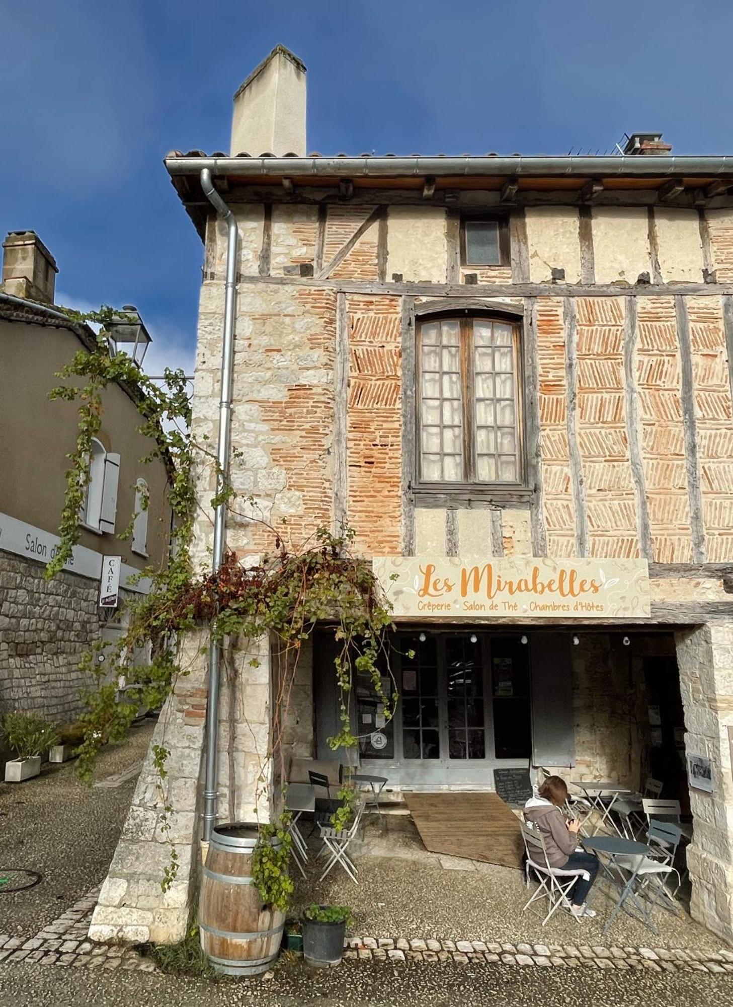Bed and Breakfast Les Mirabelles Tournon-dʼAgenais Zewnętrze zdjęcie